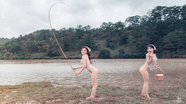 Dùng thân thể "bôi bẩn" cảnh quan Đà Lạt