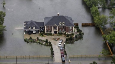   Biển nước ở Texas sau siêu bão Harvey nhìn từ trên cao