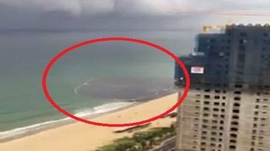  Nước thải đen ngòm chảy ra biển Mỹ Khê: Đà Nẵng lo ứng phó