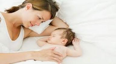  Trẻ bị ra nhiều mồ hôi có đáng ngại?