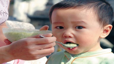 Trẻ ăn nhiều nhưng không béo?