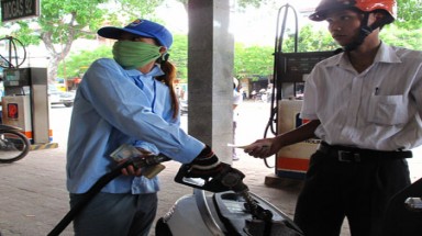 Doanh nghiệp xăng dầu lại kêu lỗ