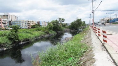 KCN Tân Tạo gây ô nhiễm: Dân tố, chủ đầu tư kêu oan