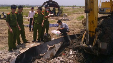 Vụ chôn đất nhiễm hóa chất ở bãi rác Đông Thạnh: Sự cố bất khả kháng ?
