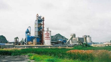 Quảng Ninh: Phản đối nhà máy xi măng gây ô nhiễm, 9 người  bị tạm giữ