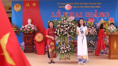  Trường Tiểu học A Thị trấn Văn Điển tưng bừng khai giảng năm học mới 