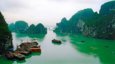  Vịnh Hạ Long vào vòng chung kết 7 kỳ quan thế giới mới