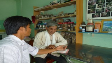  Làng có… 100 thầy thuốc