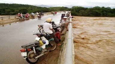  Lũ trên sông Cả tại Nghệ An đạt đỉnh