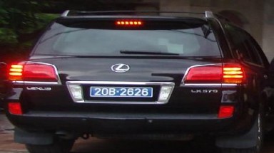 Xe nhà chùa có được sử dụng biển số xanh ?