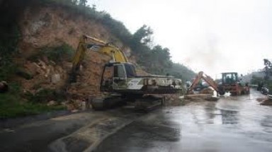  Trung Trung Bộ cần đề phòng lũ lớn, sạt lở