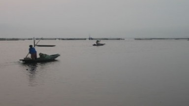 “Nghề độc” trên phá Tam Giang