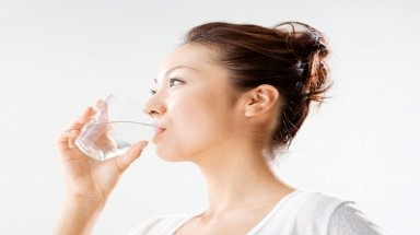 Nên uống loại nước nào đầu tiên trong ngày?