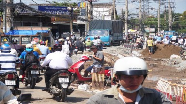 Dân khổ với công trình “rùa”