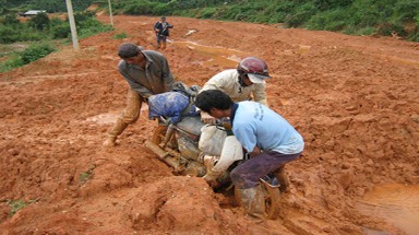 Đưng K’Nớ, những hạt gạo cuối cùng 