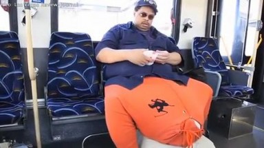   Người đang ông sở hữu “của quý” 45 kg