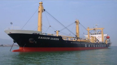 Tàu Saigon Queen bị chìm, thuyền trưởng rơi xuống biển