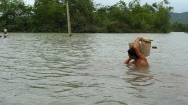 Minh Hóa: 40 ngày lũ vây người Rục