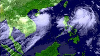   Bão số 8 đang tiếp tục mạnh thêm  