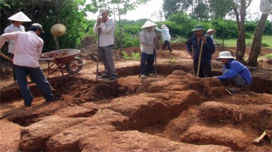  Nhiều phát hiện mới tại di tích thành Hoàng Đế