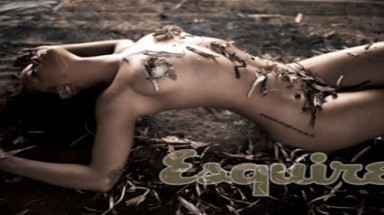 Dù bị nông dân “đuổi”, Rihanna vẫn tiếp tục “cởi”