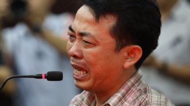  Khóc lóc làm gì, xấu hổ lắm ông Nguyễn Minh Hùng!