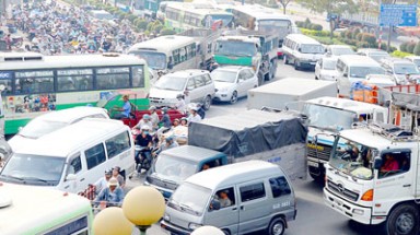  TP. HCM: Ưu tiên giải pháp thu phí và hạn chế lưu thông 