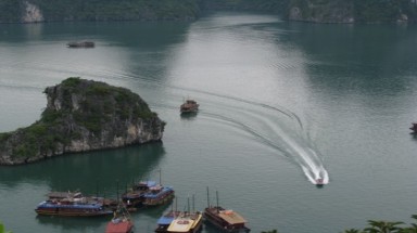  Phó Thủ tướng bàn phương án bầu chọn cho Vịnh Hạ Long 