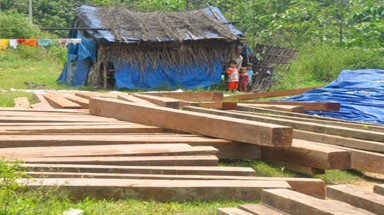  850 nhà dân nứt, lún vì động đất ở Sông Tranh 2