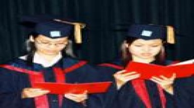  Chê cử nhân dân lập: Sai cả tình và lý