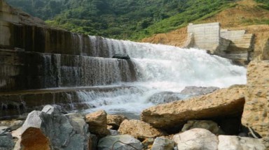  khắc phục sự cố vỡ đập thuỷ điện Đakrông 3