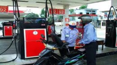  Chưa điều chỉnh giá bán lẻ xăng dầu