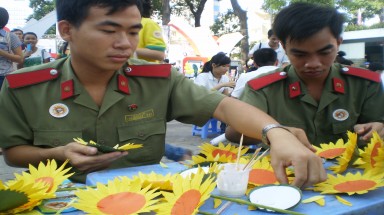  Cộng đồng tham gia ngày hội hoa hướng dương "Vì bệnh nhân ung thư" 