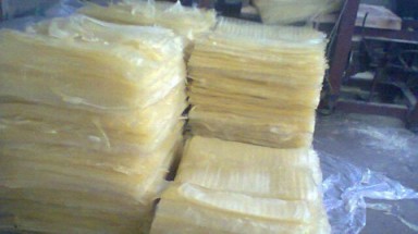  Sốc: 100% miến nhuộm phẩm màu