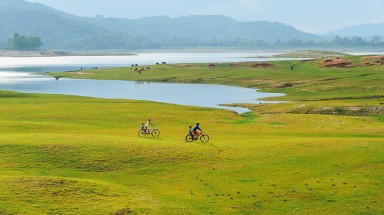 Hồ Phú Ninh mùa nước cạn đẹp như tranh vẽ