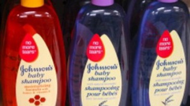  Kiểm tra dầu Johnson nghi chứa chất gây ung thư