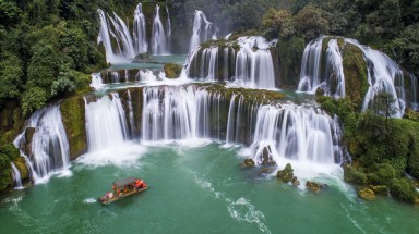  Kỳ vĩ thác Bản Giốc mùa nước đổ