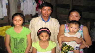  Hà Tĩnh: 7 anh em mồ côi vượt khó