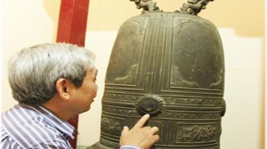  Bình Thuận: Thêu dệt chuông "thần" giá 700 tỉ đồng