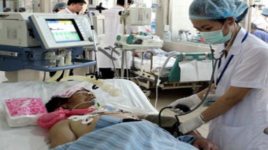  Giẫm phải gai, kết luận bị uốn ván