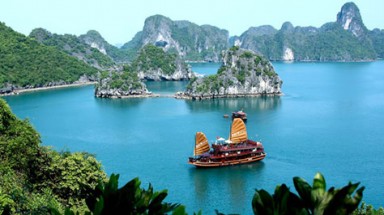  Vịnh Hạ Long đã góp phần mở cánh cửa Việt Nam ra thế giới 
