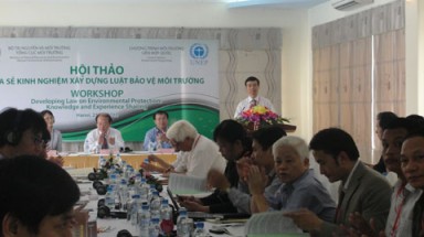   Chia sẻ kinh nghiệm xây dựng Luật Bảo vệ môi trường 