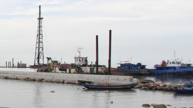  Huế từ chối cho doanh nghiệp nhận chìm 700.000 m3 bùn xuống biển