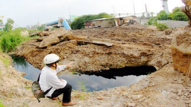  Ô nhiễm dòng kênh Tham Lương