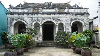  Ngôi nhà cổ và "thiên tình sử" của đại gia miền Tây