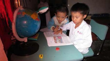  Tiếng trống, tiếng kẻng gọi chữ trong đêm