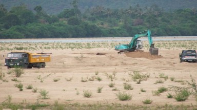  Dân sinh điêu đứng vì công trình thủy điện