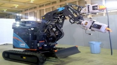  Hitachi ra mắt robot dọn dẹp nhà máy Fukushima