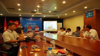  Sim Mobifone dành cho người nghèo vượt 1 tỷ đồng