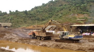    Hà Giang đình chỉ ba dự án khai khoáng có sai phạm